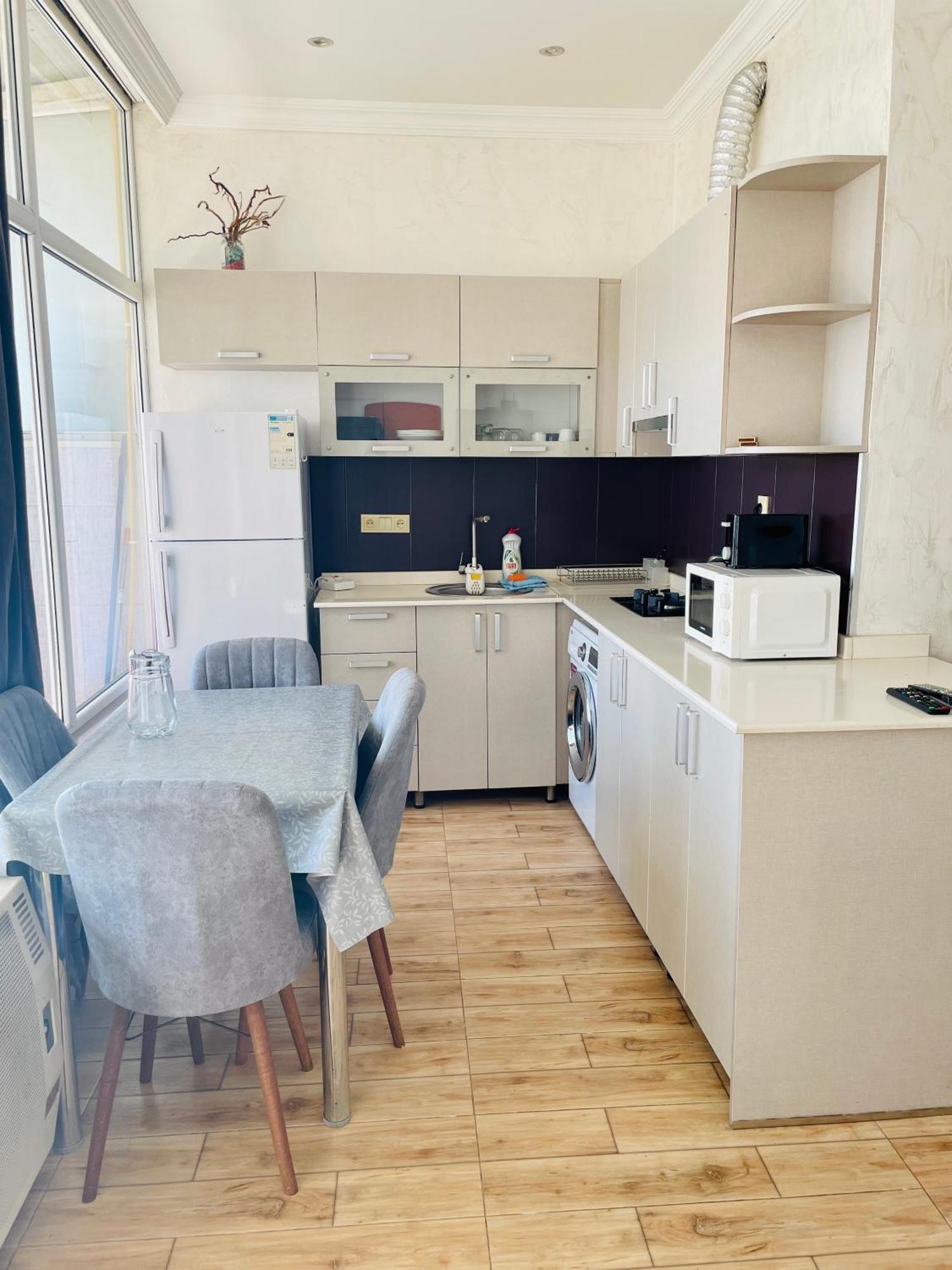 Batumi Seaside Magnolia Apartment Exterior photo
